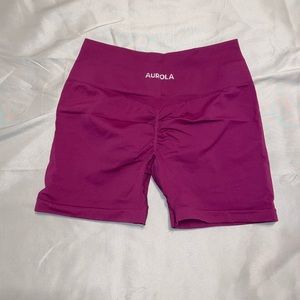 Aurola dream collection shorts - size M - magenta